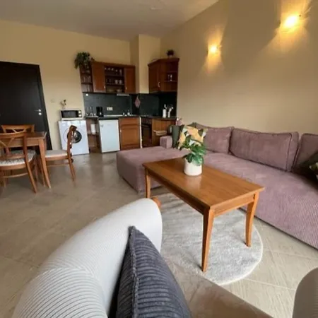 アパート And Black Sea, Varna